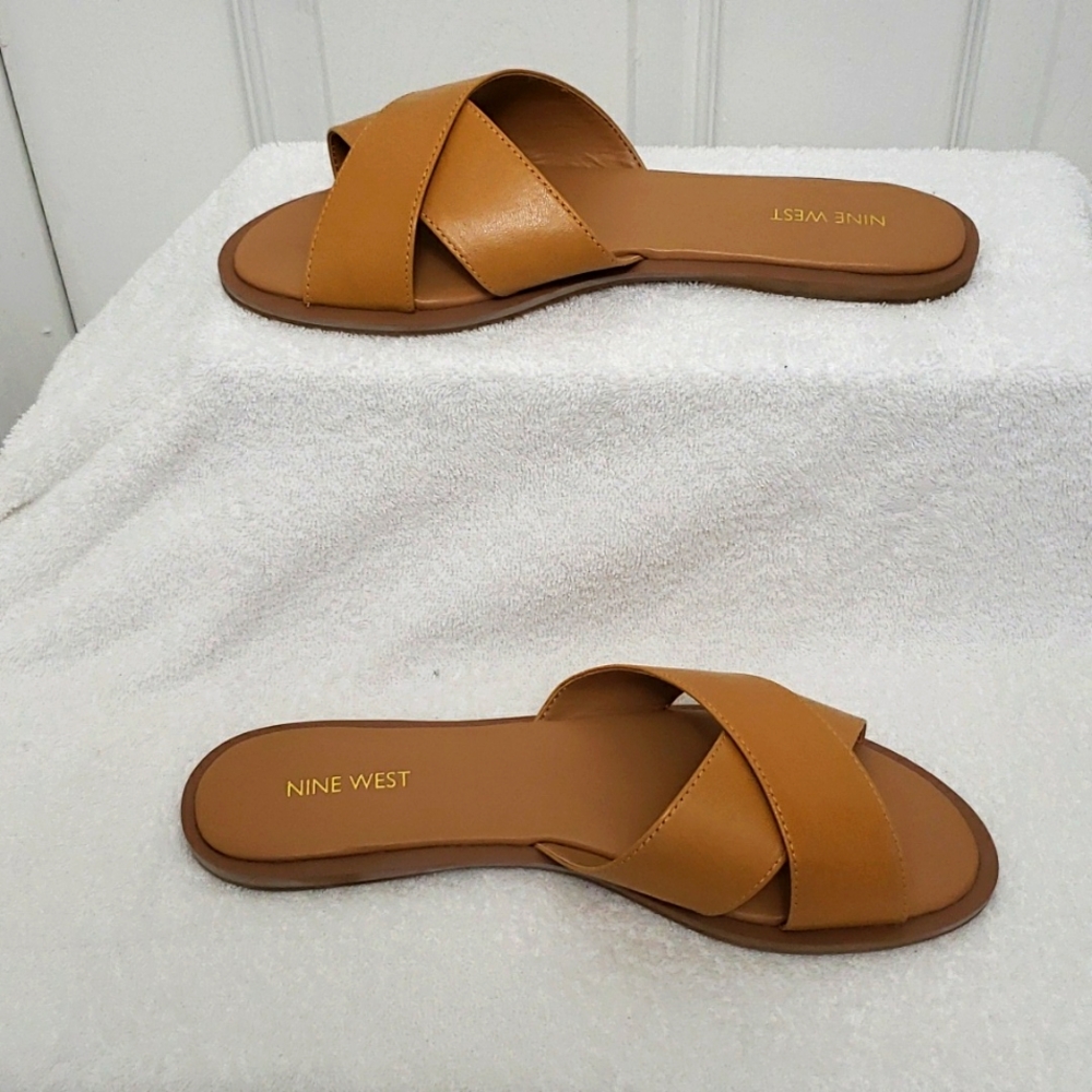 Ninewest Norie Yellow leather flat slide shoes- Size 10 1/2